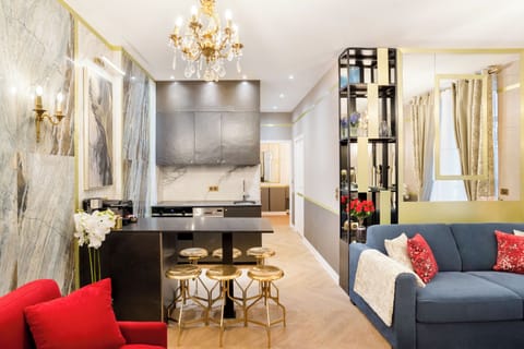 Apartment, Courtyard View | Private kitchen | Fridge, microwave, oven, stovetop