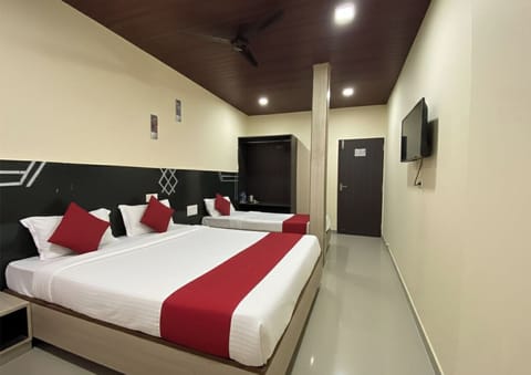 Deluxe Triple Room | Free WiFi