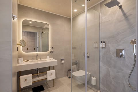 Free toiletries, hair dryer, bathrobes, slippers