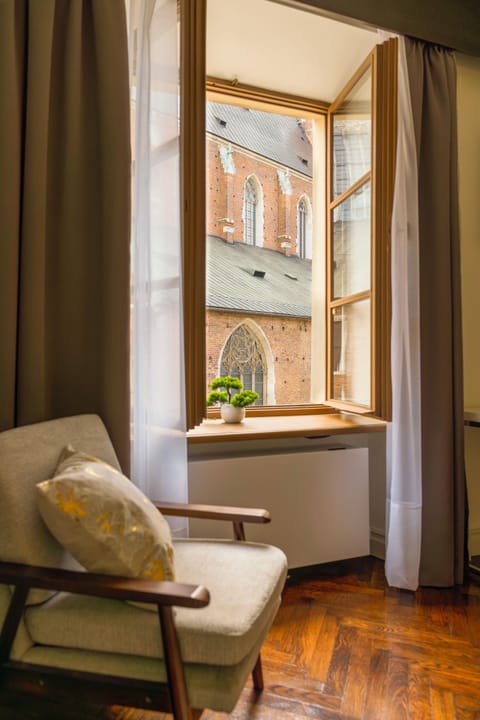 Superior Suite, City View | Blackout drapes, iron/ironing board, free WiFi
