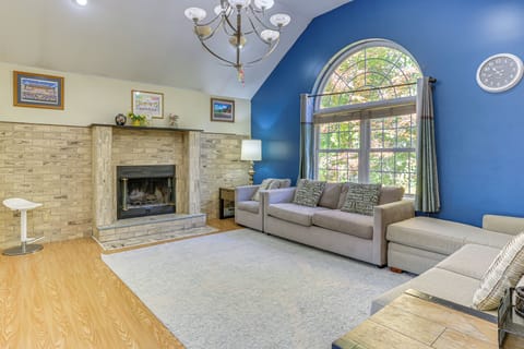 House (4 Bedrooms) | Interior