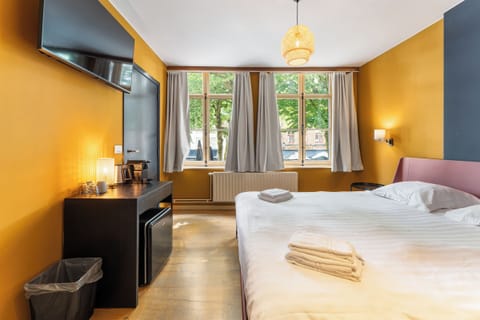 City Double Room, City View | Free cribs/infant beds, free WiFi, bed sheets