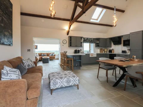 Cottage | Living area