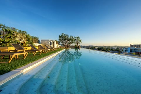 Rooftop pool