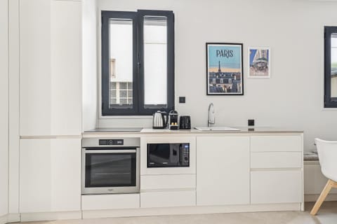 House | Private kitchenette