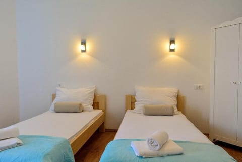 Classic Double or Twin Room, City View | Desk, laptop workspace, free WiFi