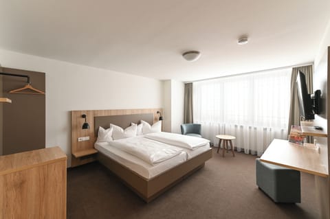 Comfort Room, 1 Double Bed, Non Smoking | Laptop workspace, free WiFi, bed sheets