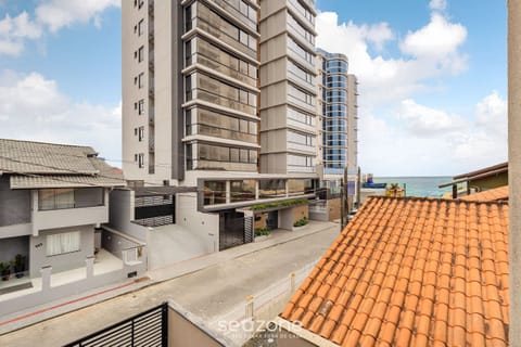Basic Apartment | Exterior