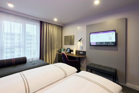 Standard Triple Room | Free WiFi