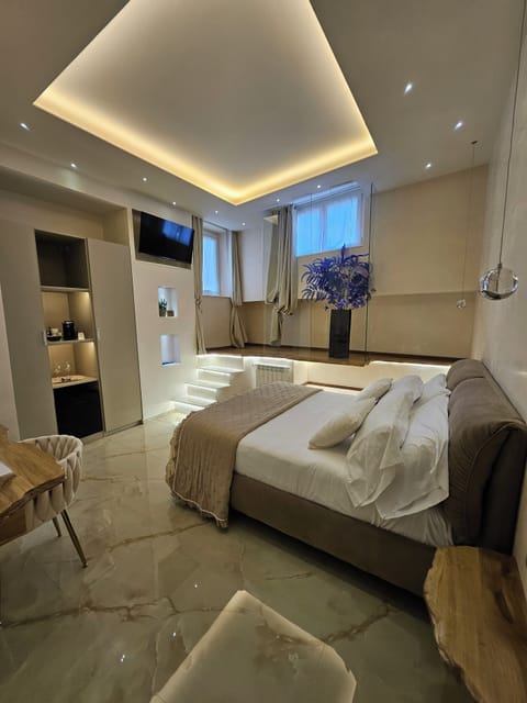 Superior Double Room, City View | Down comforters, memory foam beds, soundproofing, free WiFi