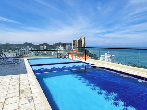 Rooftop pool