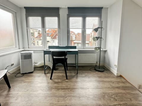 Apartment, 1 Bedroom, Balcony | Interior
