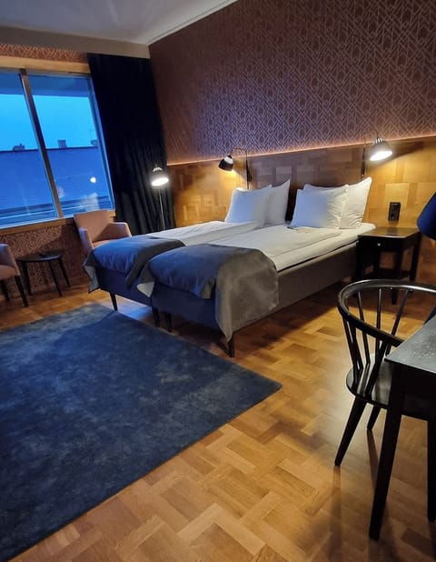 Deluxe Double Room, Non Smoking, Balcony | In-room safe, desk, blackout drapes, soundproofing