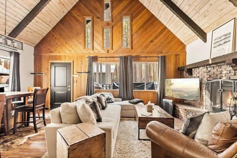 Hideaway A-Frame | Living area | 55-inch Smart TV with digital channels, fireplace, pay movies