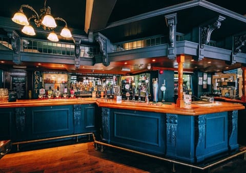 Comfort Apartment | Bar (on property)