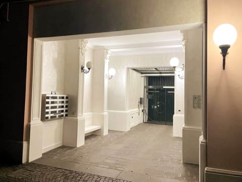 Apartment | Reception