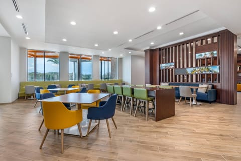 Free daily full breakfast