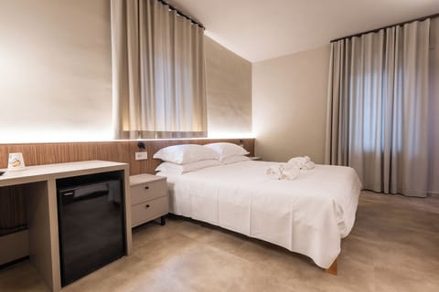 Superior Double Room | Free WiFi, bed sheets