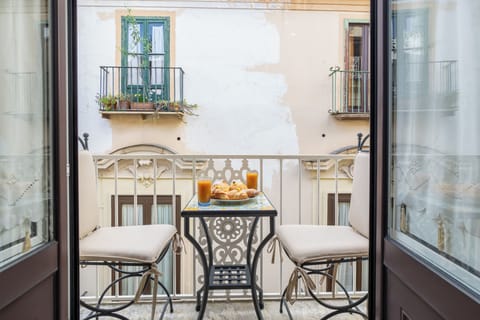Superior Duplex, Partial Sea View | Balcony