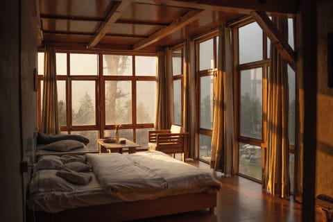 Premium Triple Room, Smoking, Mountain View