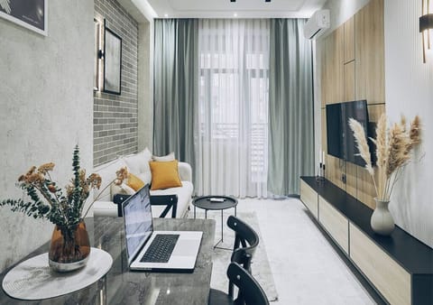 In-room safe, desk, laptop workspace, blackout drapes
