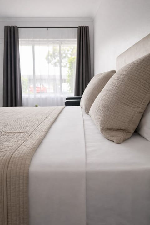 Superior Double Room | Minibar, iron/ironing board, free WiFi, bed sheets