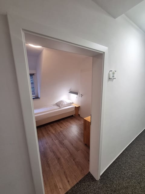 Single Room | Free WiFi