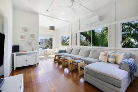 Apartment | Living area