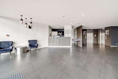 Apartment | Lobby
