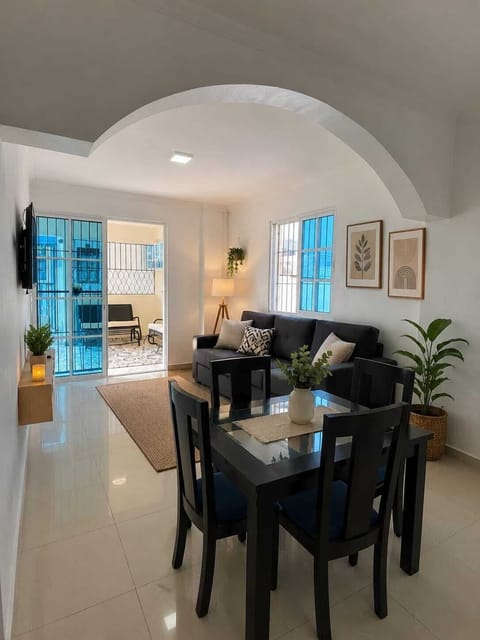 Apartment, Non Smoking, City View | Living area