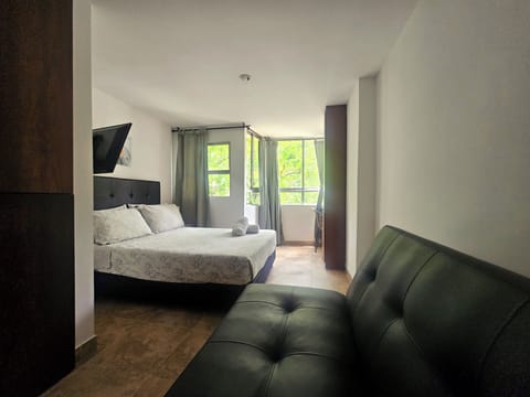 Loft, City View | In-room safe, blackout drapes, free WiFi