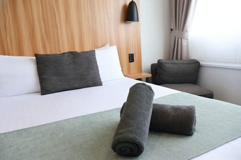 Standard Double Room, 1 Queen Bed, Non Smoking | Blackout drapes, free WiFi, bed sheets