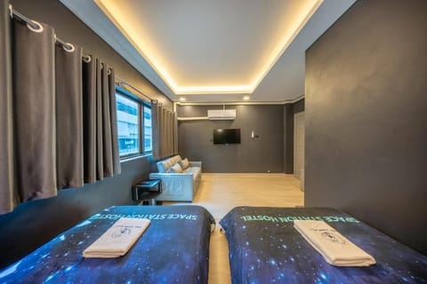 Superior Twin Room With Private Bathroom | Blackout drapes, WiFi (free)