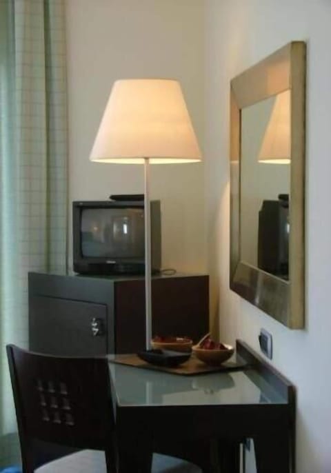 Minibar, in-room safe, desk, blackout drapes