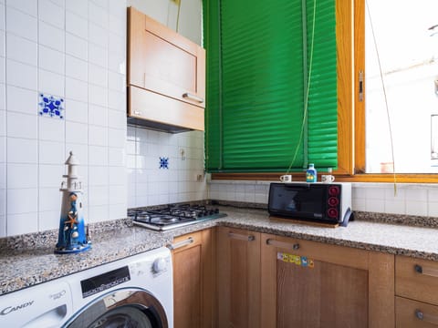 Classic Studio, Sea View | Private kitchen | Fridge, oven, stovetop, espresso maker