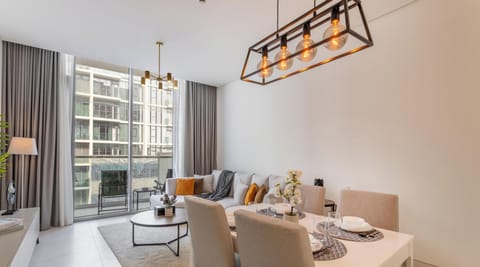 Luxury Apartment, Balcony, Lagoon View | Living room