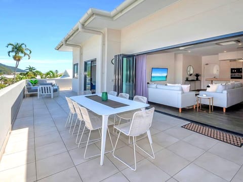 Apartment | Balcony