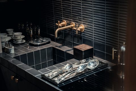 Luxury Suite, Kitchen | Private kitchen | Fridge, oven, stovetop, cookware/dishes/utensils