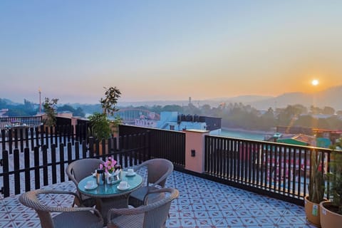 Luxury Studio Suite | Rooftop terrace