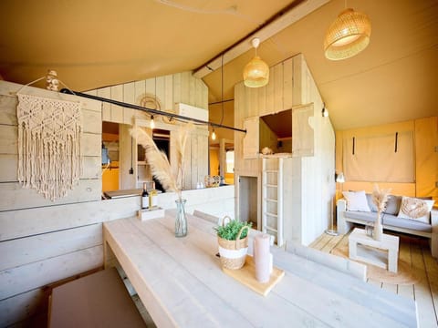 House | Living room