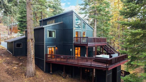 House (4 Bedrooms) | Front of property