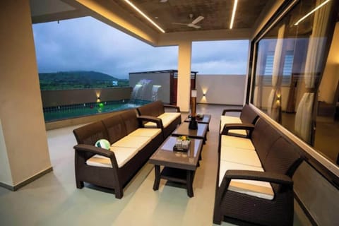 Villa | Living area