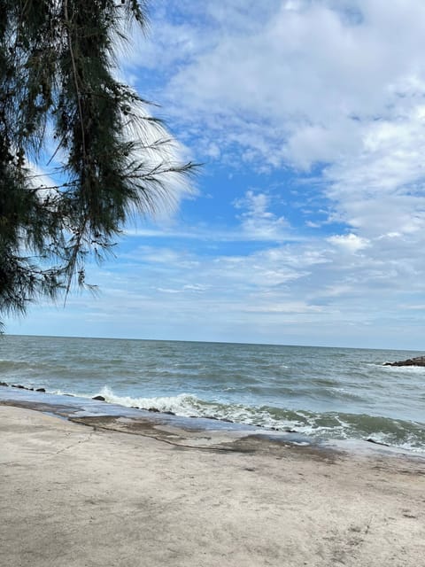 House, 2 Bedrooms, Smoking, Balcony | Beach
