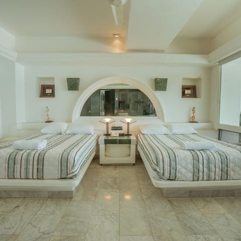 Deluxe Double Room, Bay View | Free WiFi