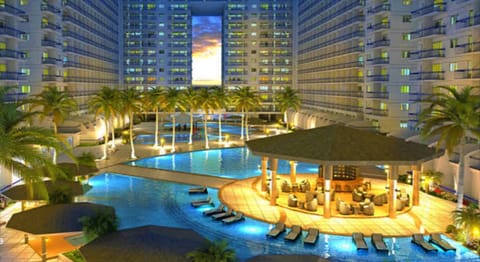 Apartment, 1 Bedroom, Smoking | Pool | Outdoor pool