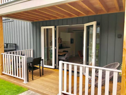 Apartment | Reception