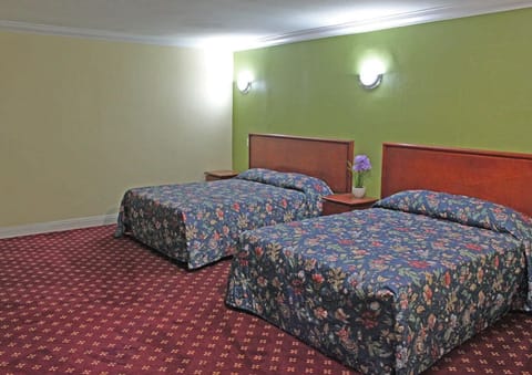 Double Room | Free WiFi, bed sheets
