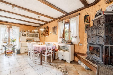 Family House, 3 Bedrooms, Balcony (Traditional Karst House Rozina /w) | Interior