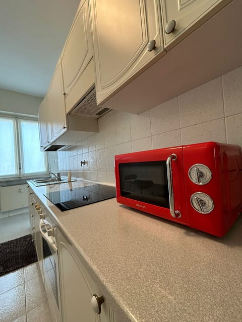 Deluxe Condo | Private kitchen | Espresso maker, coffee/tea maker, electric kettle