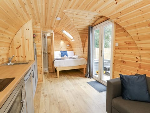 1 bedroom, individually decorated, individually furnished, free WiFi